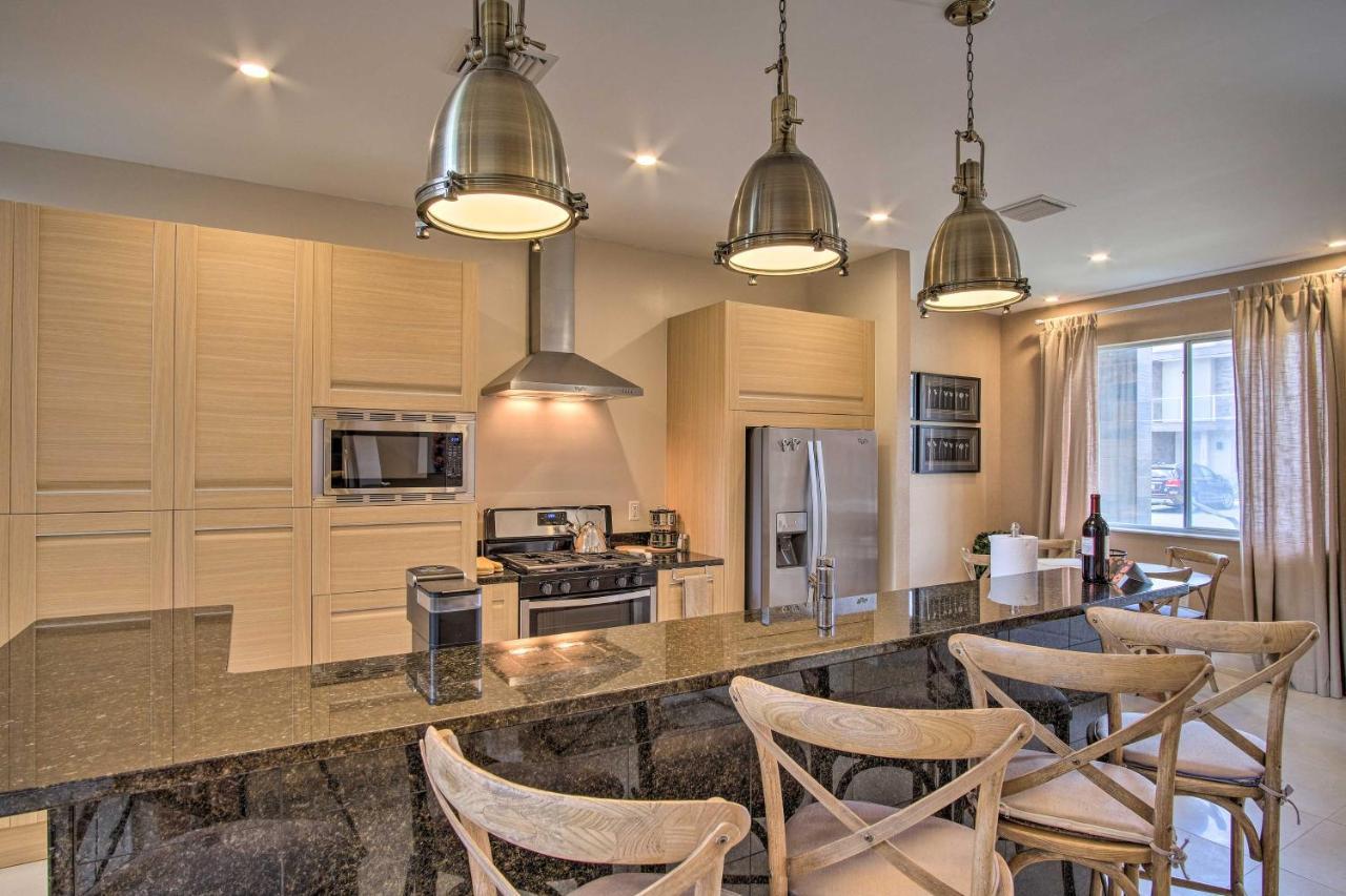 Spacious Magic Village Townhome About 1 Mi To Disney! Orlando Extérieur photo